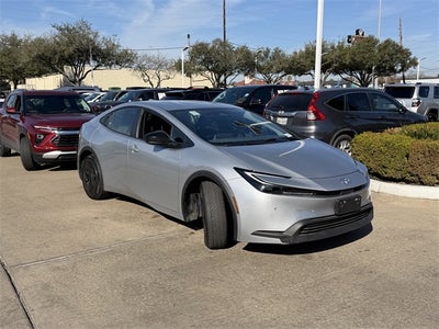 2025 Toyota Prius LE