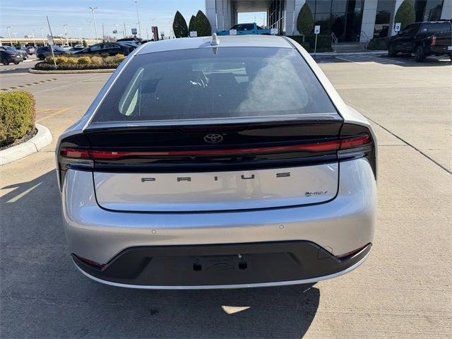 2025 Toyota Prius LE