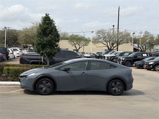 2024 Toyota Prius LE