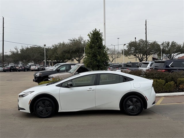 2024 Toyota Prius LE