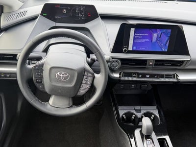 2025 Toyota Prius LE