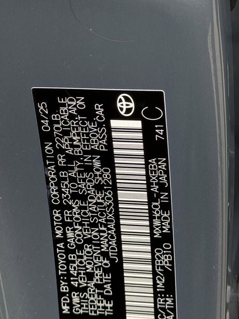 2025 Toyota Prius LE