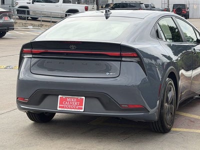2025 Toyota Prius LE