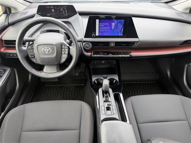 2025 Toyota Prius Plug-In Hybrid SE