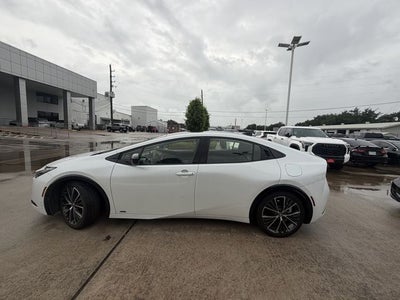 2023 Toyota Prius XLE