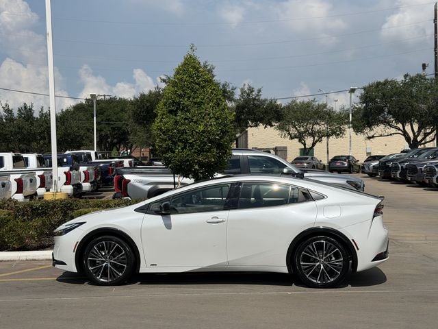 2023 Toyota Prius XLE