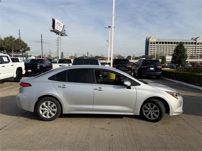 2022 Toyota Corolla LE