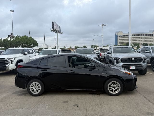 2019 Toyota Prius LE
