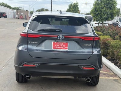 2022 Toyota Venza LE