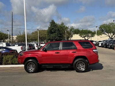 2020 Toyota 4Runner Venture