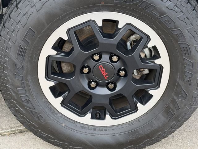 2025 Toyota 4Runner TRD Off-Road