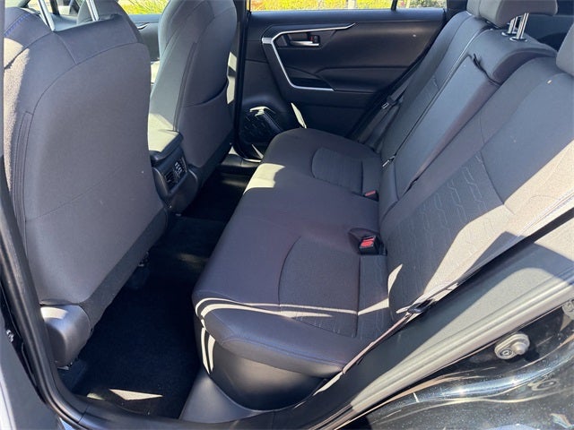 2023 Toyota RAV4 Hybrid SE