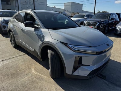 2026 Toyota C-HR SE