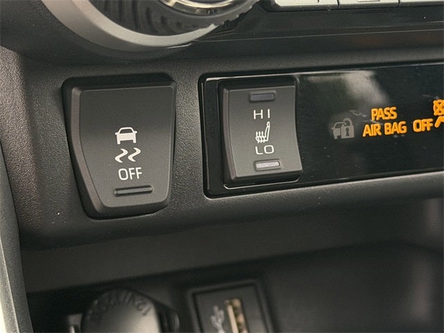 2025 Toyota RAV4 Plug-In Hybrid SE