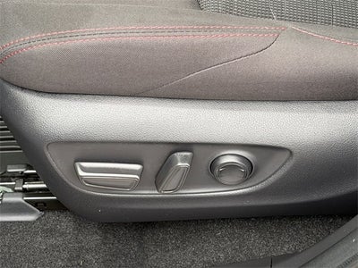 2025 Toyota RAV4 Plug-In Hybrid SE