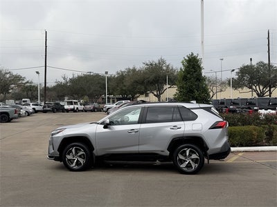 2025 Toyota RAV4 Plug-In Hybrid SE