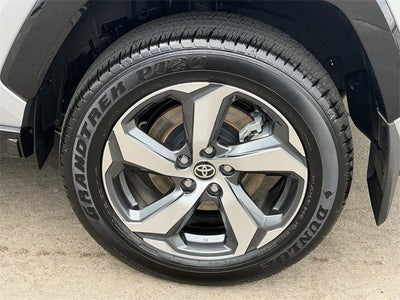 2025 Toyota RAV4 Plug-In Hybrid SE