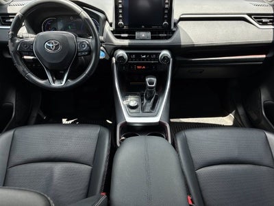 2020 Toyota RAV4 Limited