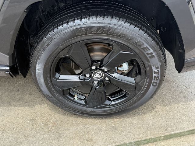 2019 Toyota RAV4 Hybrid XSE