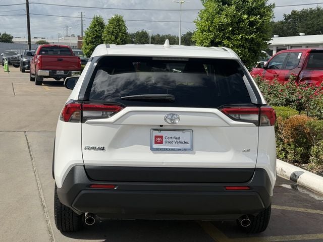 2025 Toyota RAV4 LE