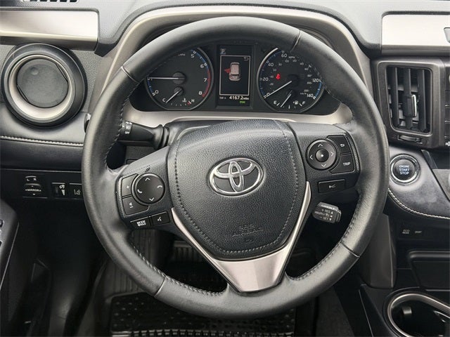 2017 Toyota RAV4 XLE