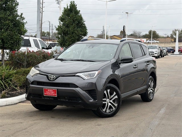 2017 Toyota RAV4 LE