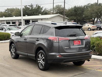 2017 Toyota RAV4 LE