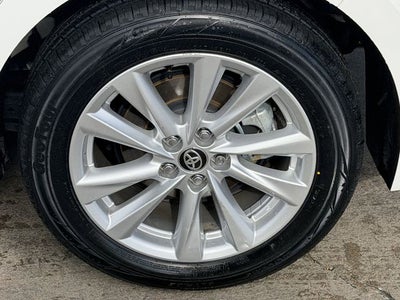 2025 Toyota Corolla Hatchback SE