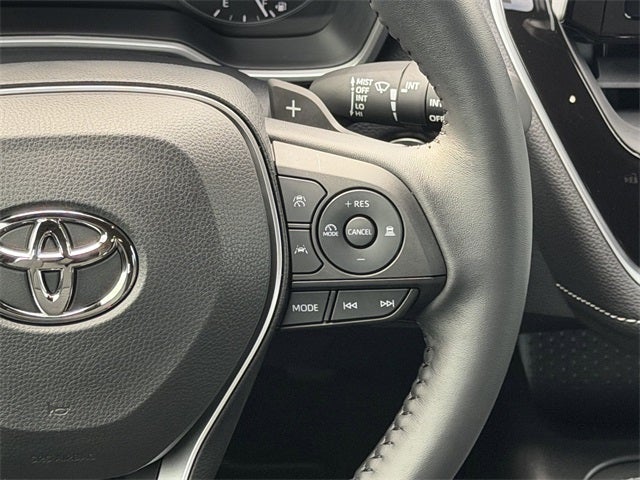 2025 Toyota Corolla Hatchback SE