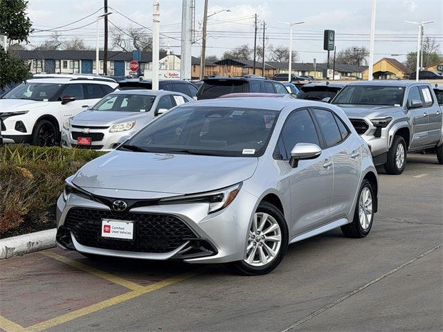 2025 Toyota Corolla Hatchback SE