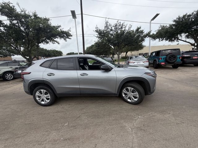 2025 Chevrolet Trax LS