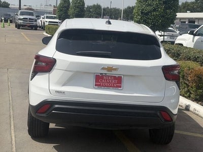 2025 Chevrolet Trax LS