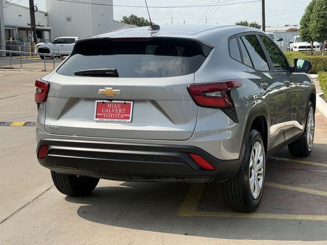2025 Chevrolet Trax LS