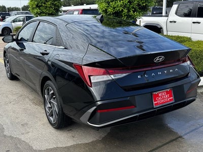 2025 Hyundai Elantra SEL Convenience