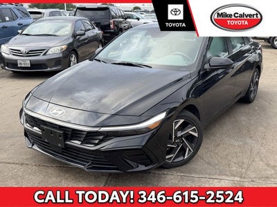 2025 Hyundai Elantra SEL Convenience