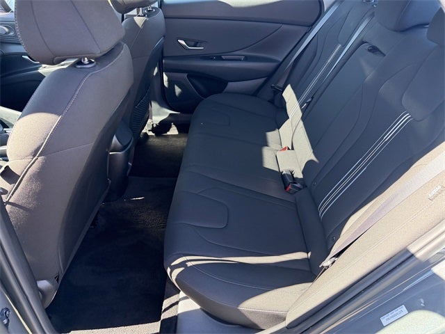 2025 Hyundai Elantra SEL Convenience