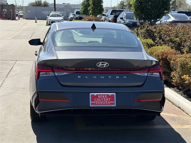 2025 Hyundai Elantra SEL Convenience