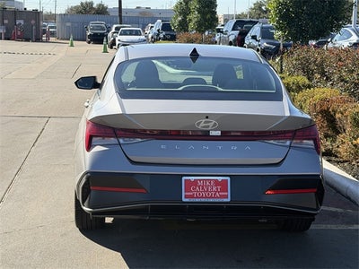 2025 Hyundai Elantra SEL Convenience