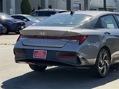 2025 Hyundai Elantra SEL Convenience