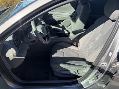 2025 Hyundai Elantra SEL Convenience