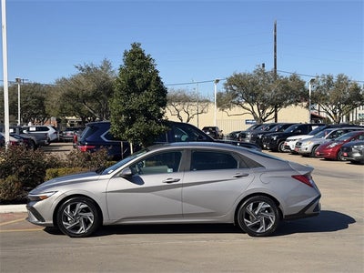2025 Hyundai Elantra SEL Convenience