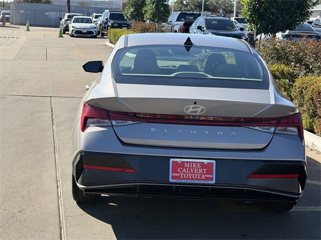 2025 Hyundai Elantra SEL Convenience