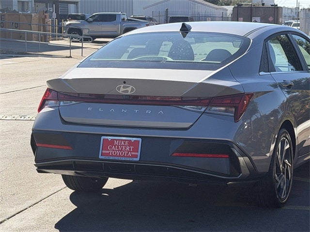 2025 Hyundai Elantra SEL Convenience