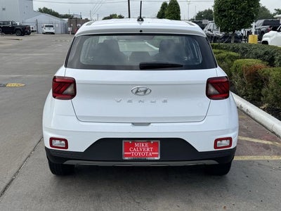 2024 Hyundai Venue SE