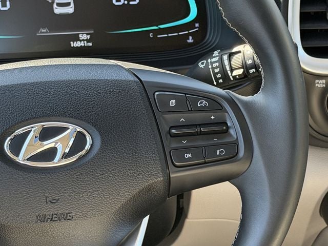 2025 Hyundai Venue SEL