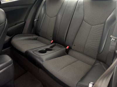 2015 Hyundai Veloster Base