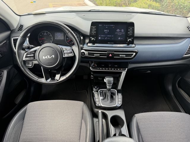 2023 Kia Seltos S