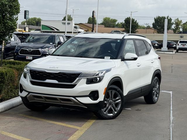 2023 Kia Seltos S