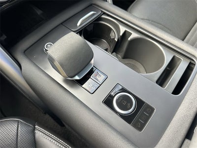 2023 Land Rover Discovery Metropolitan Edition