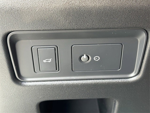 2023 Land Rover Discovery Metropolitan Edition